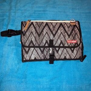 Detachable diaper changing pad